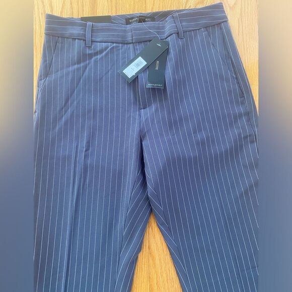 Banana Republic Sculpted Stretch Bootcut Pants - Picture 6 of 7